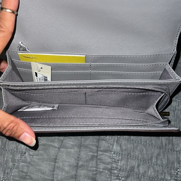 Fossil wallet…nwt - Picture 4 of 5